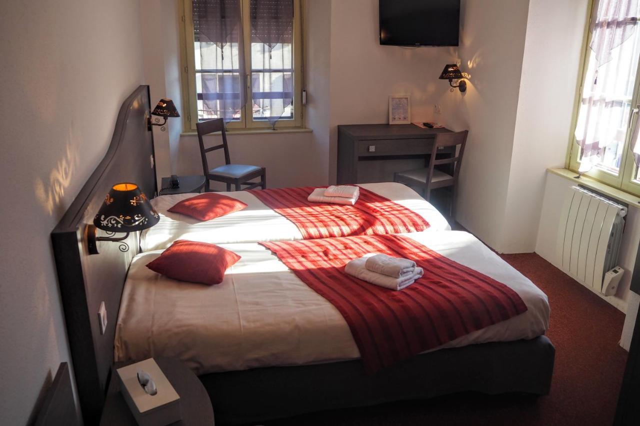 Hotel Des Voyageurs Pont-de-Roide ภายนอก รูปภาพ